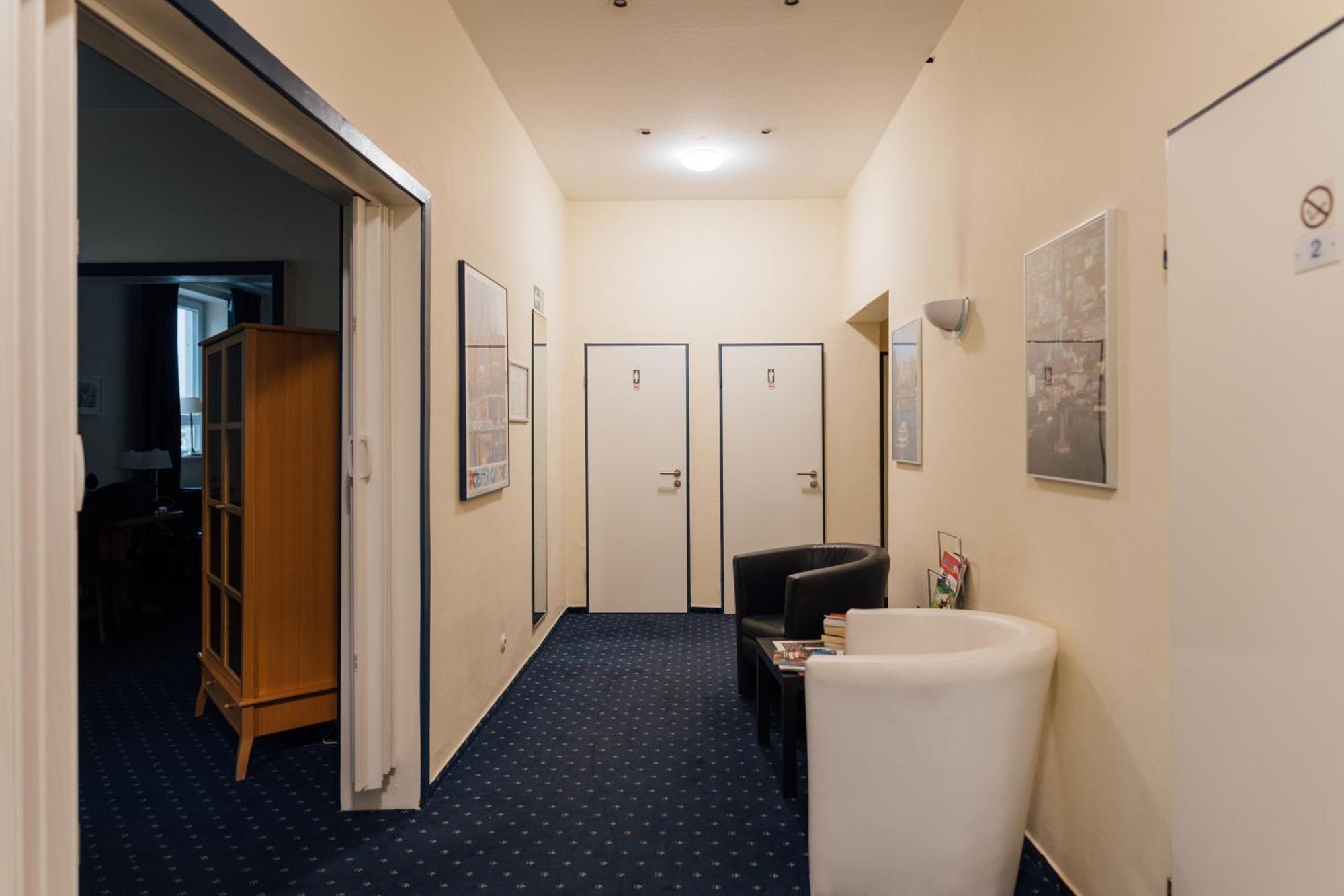 Hotel Commerz Hamburg Ngoại thất bức ảnh