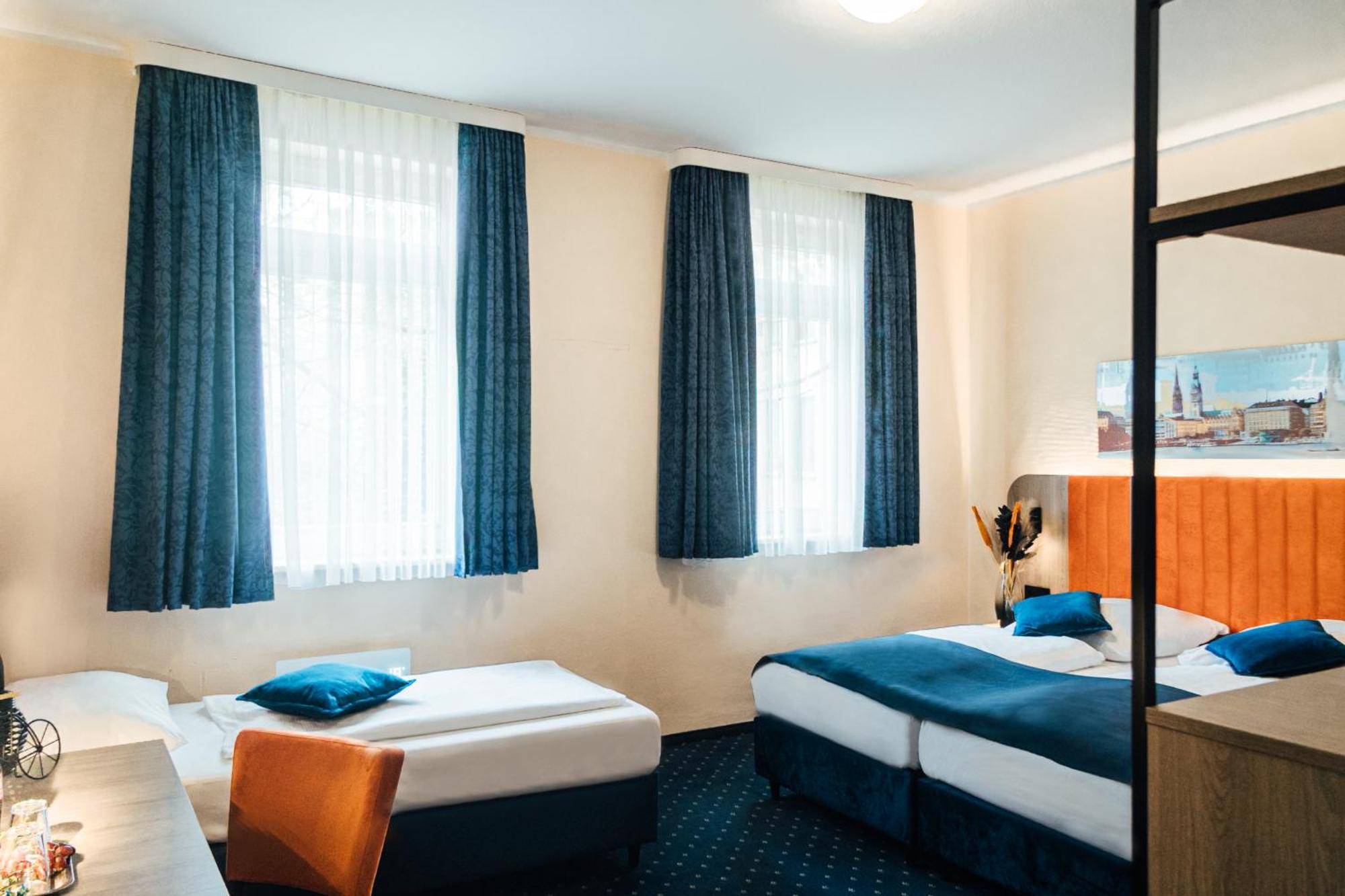 Hotel Commerz Hamburg Ngoại thất bức ảnh