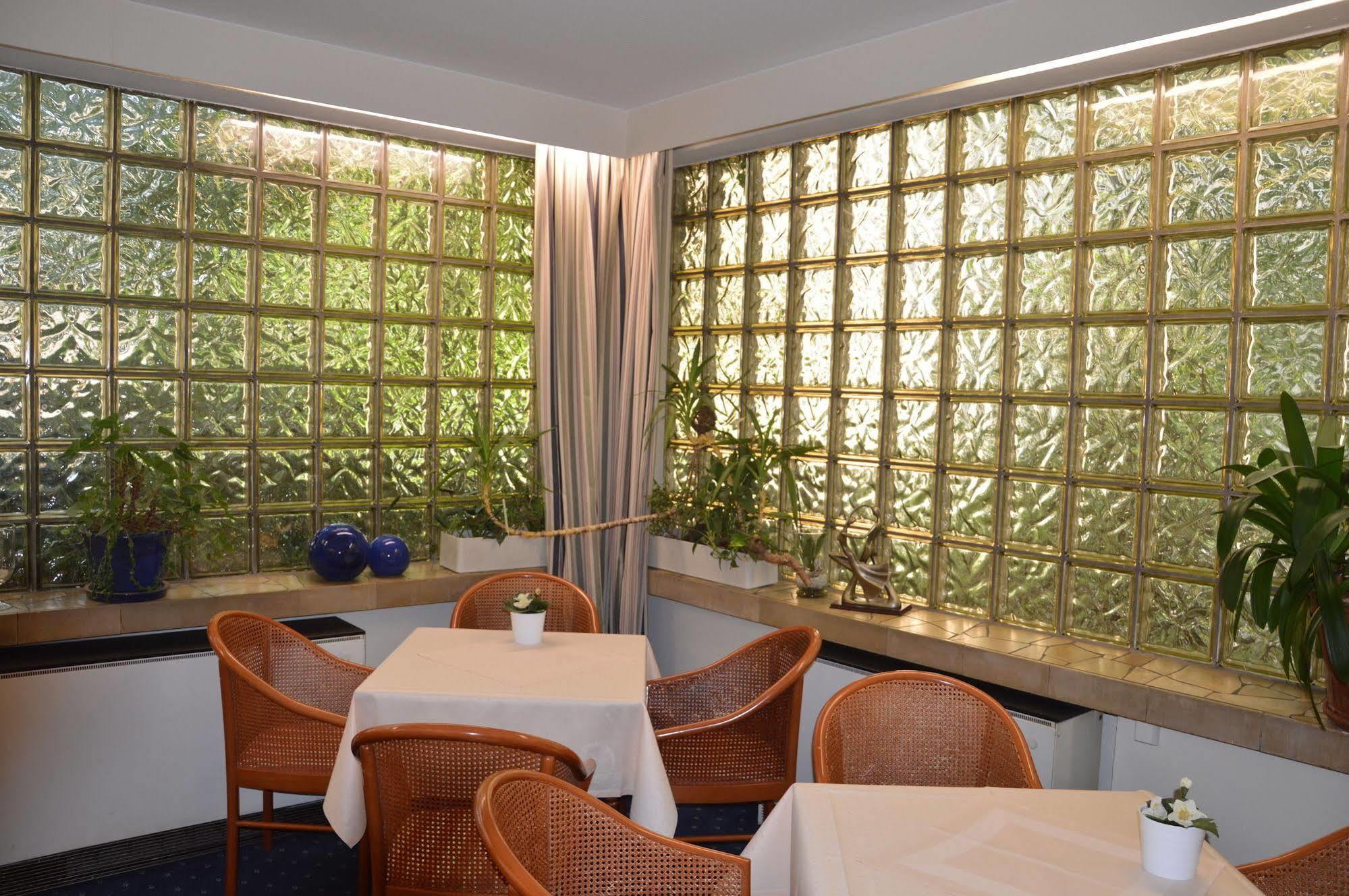Hotel Commerz Hamburg Ngoại thất bức ảnh